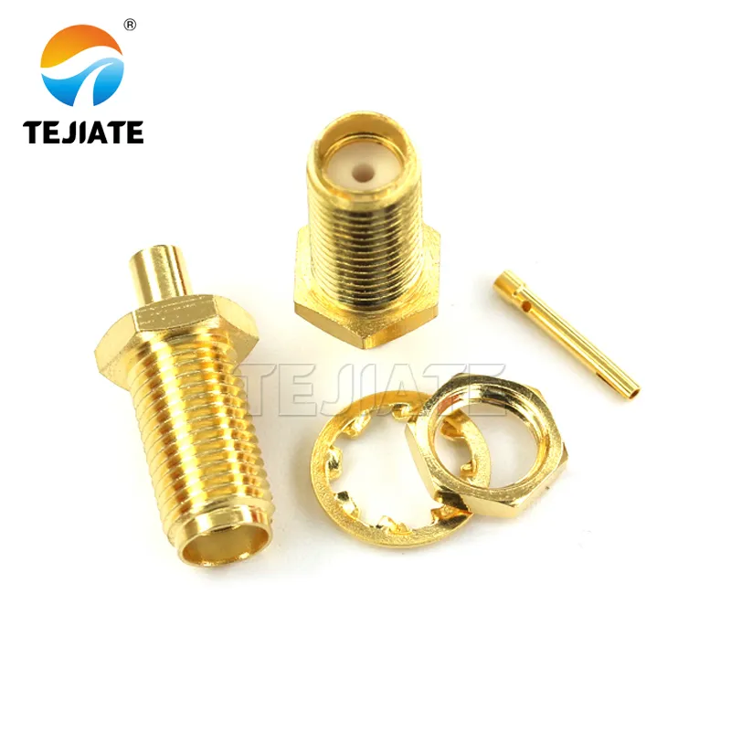 Comparison of standard and extended-thread-length SMA bulkhead adapters, highlighting the longer threaded barrel for thicker panels. Comparison of standard and extended-thread-length SMA bulkhead adapters, highlighting the longer threaded barrel for thicker panels.