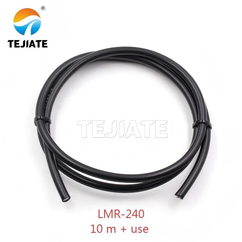 LMR-240 cable recommendation graphic, indicating its suitability for long distances over 10 meters and low-loss outdoor scenarios