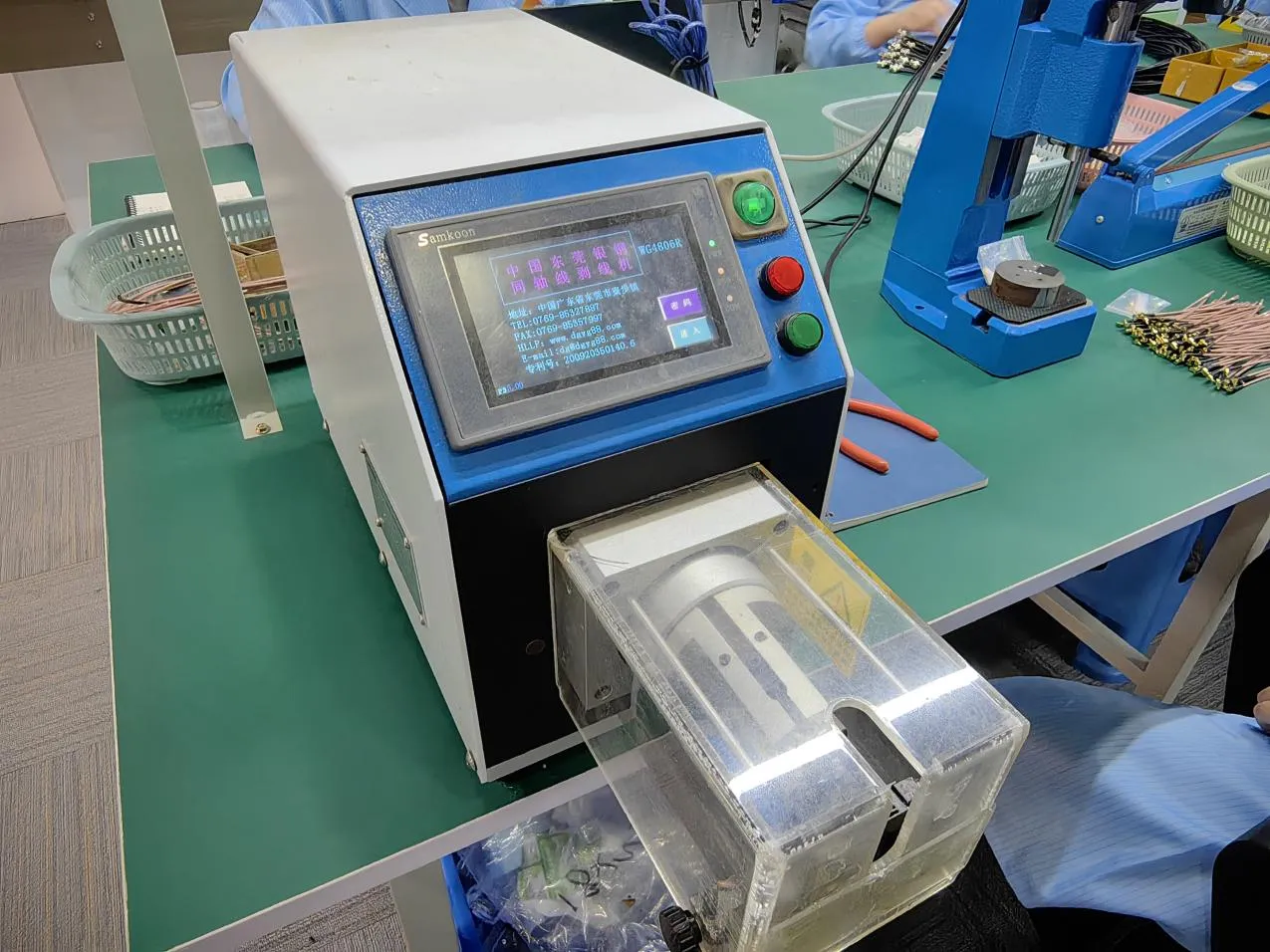 SMA female connector cable crimping with automatic strip tool
