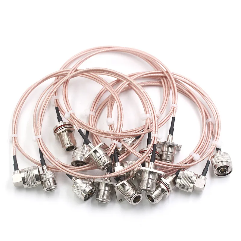 Product photo of a BNC interface jumper cable. Product photo of a BNC interface jumper cable.