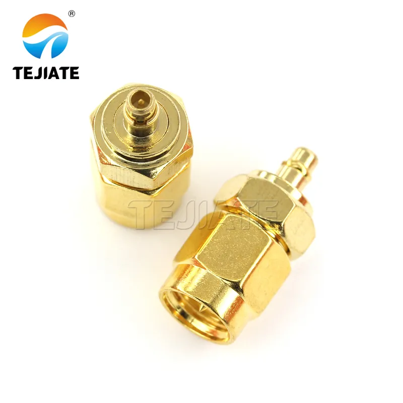 MMCX to SMA adapter. MMCX to SMA adapter.