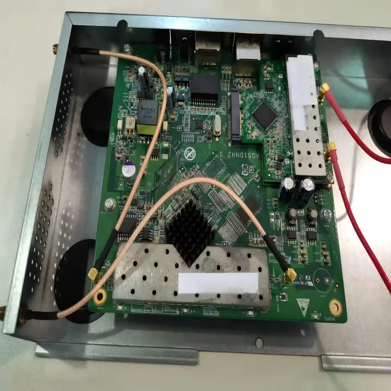 Diagram showing how an MCX connector is mounted on a compact RF board and routes the signal to an external interface. Diagram showing how an MCX connector is mounted on a compact RF board and routes the signal to an external interface.