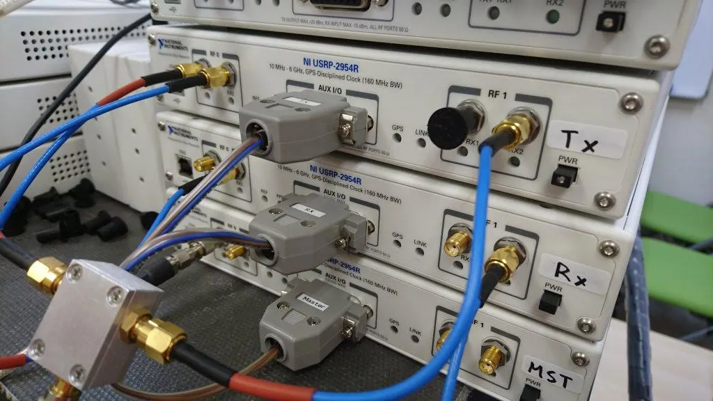 Guidance map for selecting SMA cable types based on application environment: inside enclosure, lab bench, or outdoor transition. Guidance map for selecting SMA cable types based on application environment: inside enclosure, lab bench, or outdoor transition.