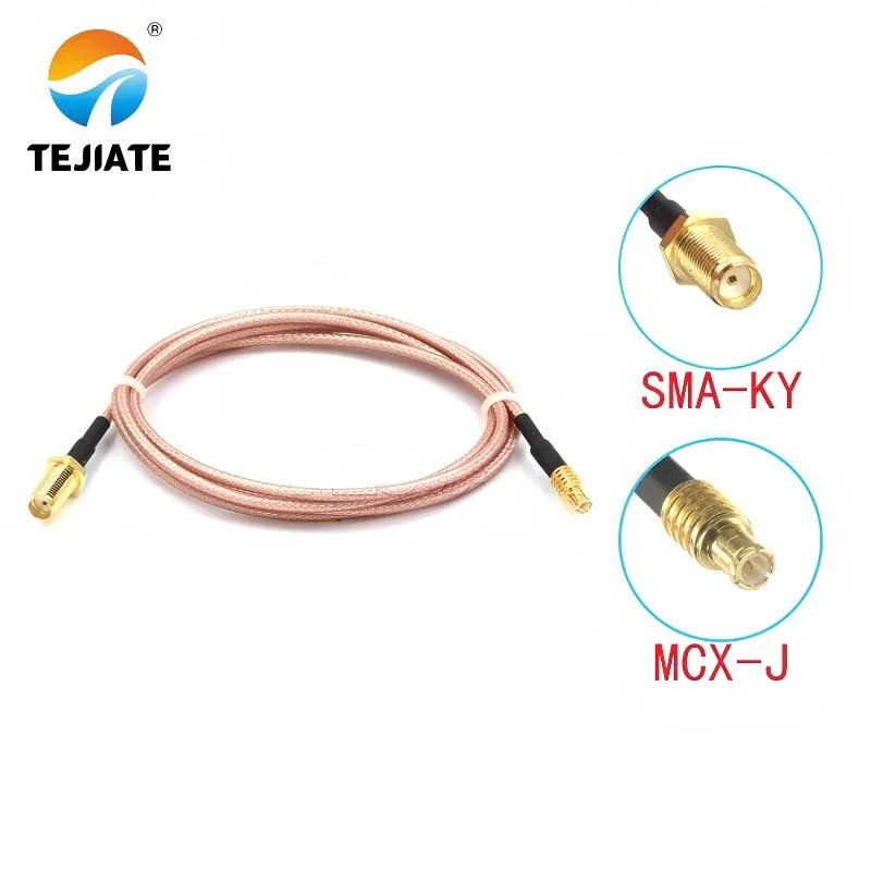 Diagram illustrating MCX cable routing considerations at 5 GHz. Diagram illustrating MCX cable routing considerations at 5 GHz.
