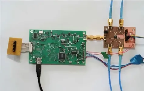 Block diagram showing the RF signal path from radio front end to antenna Block diagram showing the RF signal path from radio front end to antenna