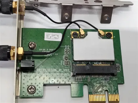 Diagram showing SMA adapter cable connecting an RF module to a panel-mount SMA bulkhead Diagram showing SMA adapter cable connecting an RF module to a panel-mount SMA bulkhead