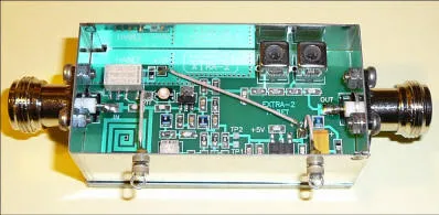 Diagram contrasting a short internal RG316 jumper with a long outdoor low-loss feeder Diagram contrasting a short internal RG316 jumper with a long outdoor low-loss feeder
