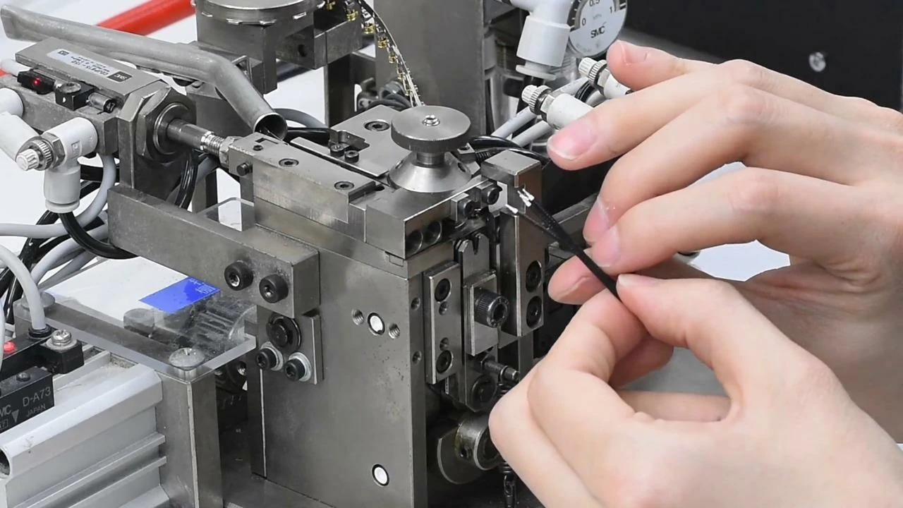 RF cable assembly connector termination production process RF cable assembly connector termination production process