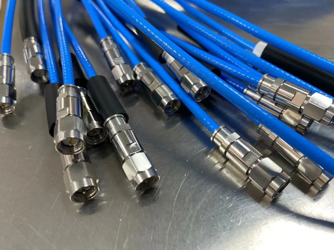 RF test cable assemblies with precision coaxial connectors for VNA measurements RF test cable assemblies with precision coaxial connectors for VNA measurements
