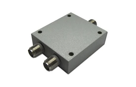 2-way RF power splitter with SMA connectors for signal branching and RF measurement applications 2-way RF power splitter with SMA connectors for signal branching and RF measurement applications