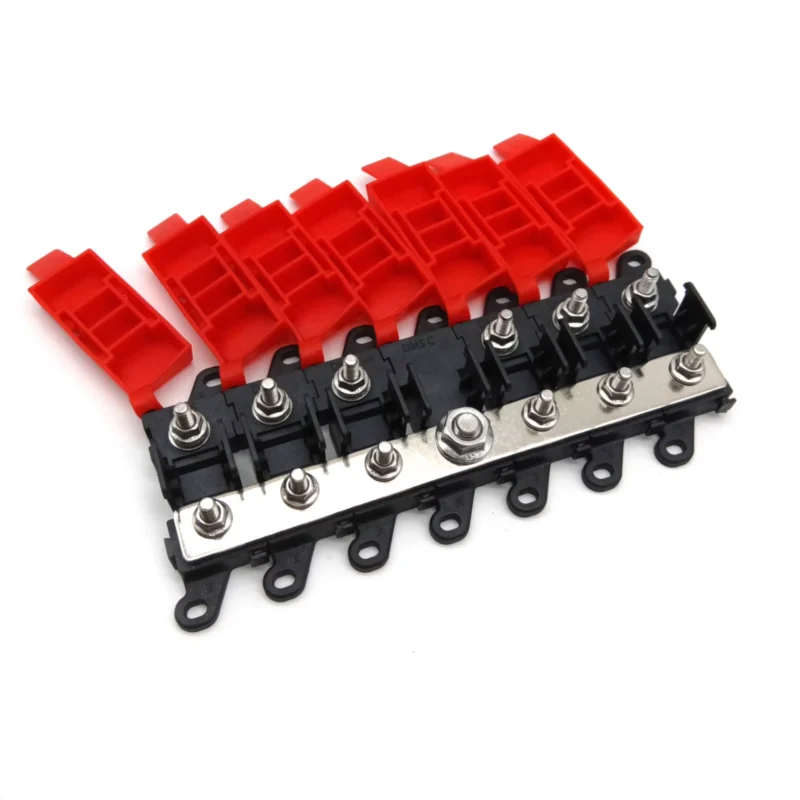 Multi position MIDI fuse distribution block for automotive and battery power systems Multi position MIDI fuse distribution block for automotive and battery power systems