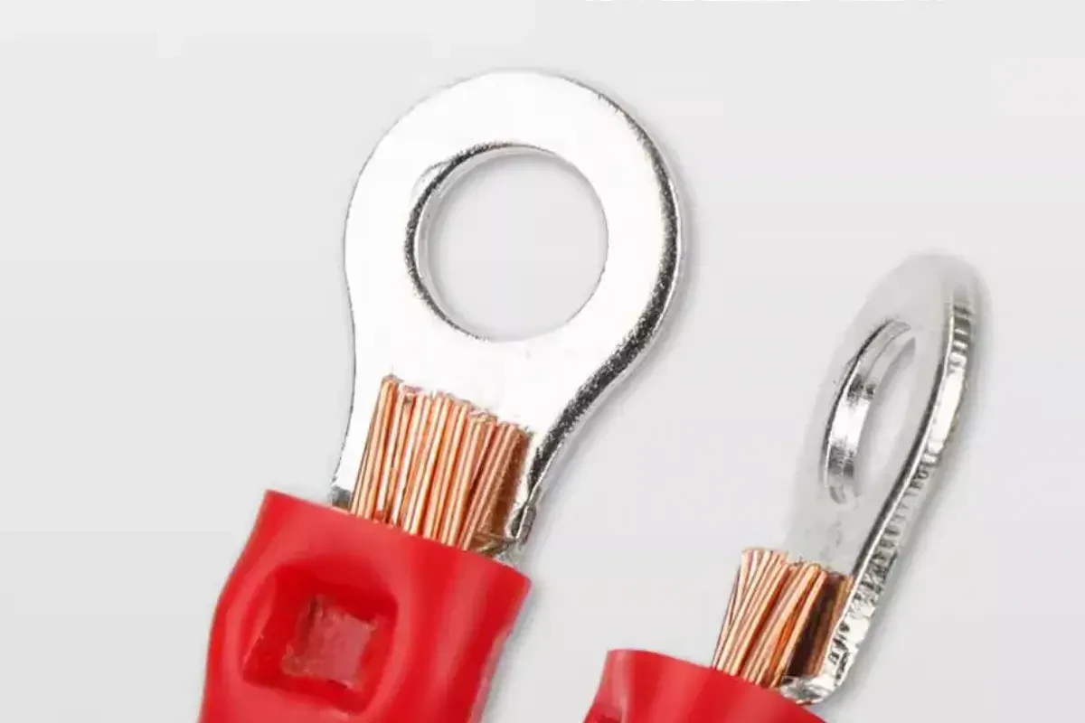 Different ring terminal types including insulated and non insulated electrical connectors Different ring terminal types including insulated and non insulated electrical connectors