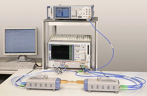 RF test equipment using N Type SMA adapter for signal measurement RF test equipment using N Type SMA adapter for signal measurement