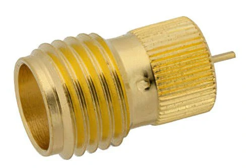Comparison of SMA female and SMA male connector mating interfaces for RF connection Comparison of SMA female and SMA male connector mating interfaces for RF connection