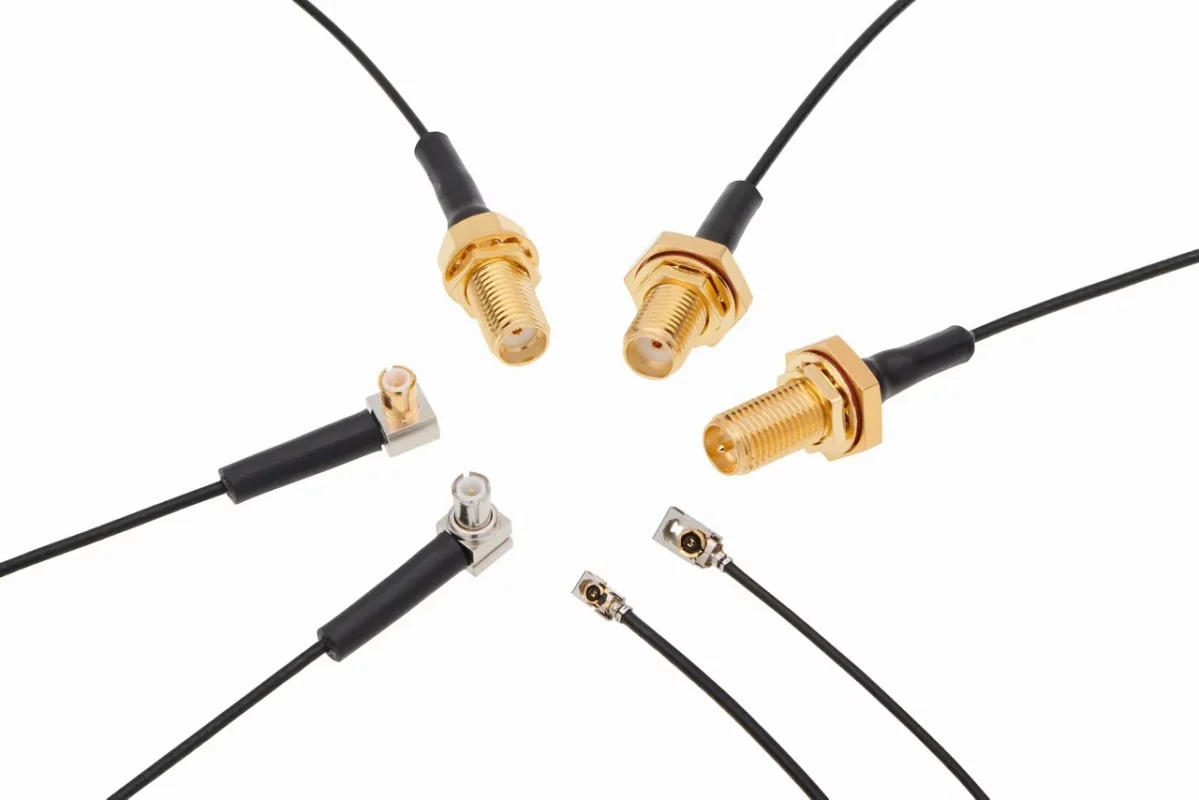 SMA MMCX IPEX adapter cables for RF modules and antenna connections SMA MMCX IPEX adapter cables for RF modules and antenna connections