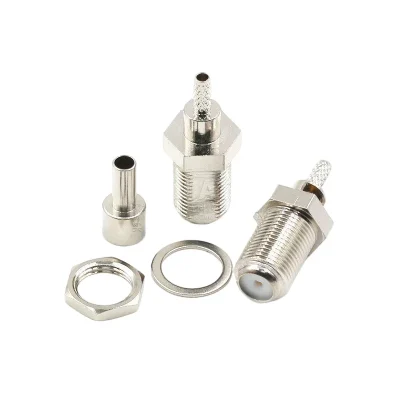 TNC connector with threaded locking mechanism